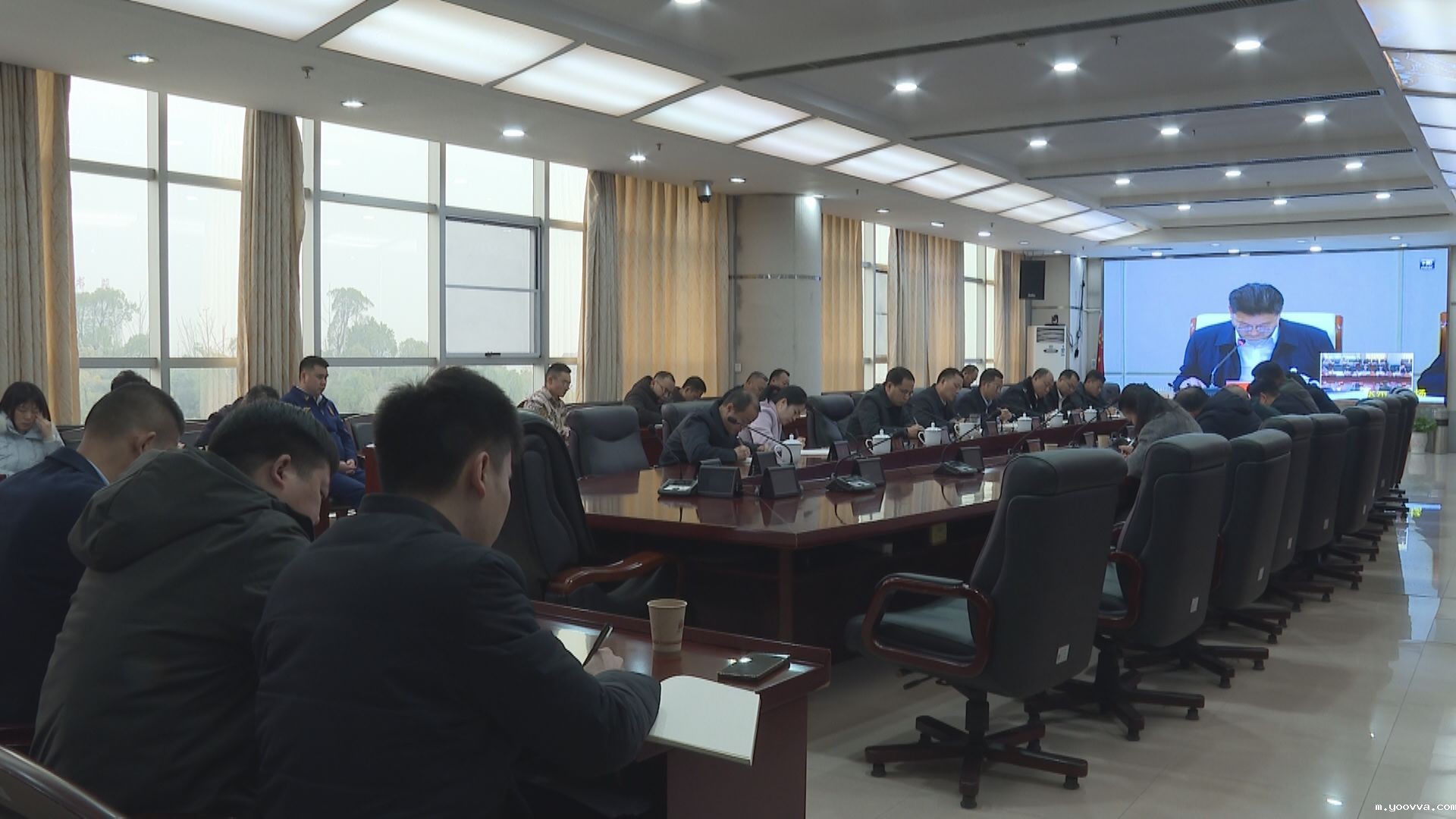 安全生产电视会.jpg 安全生产电视会.jpg